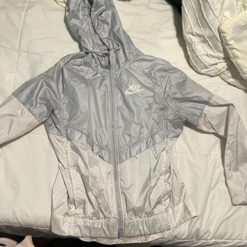 NIKE White Grey Windbreaker